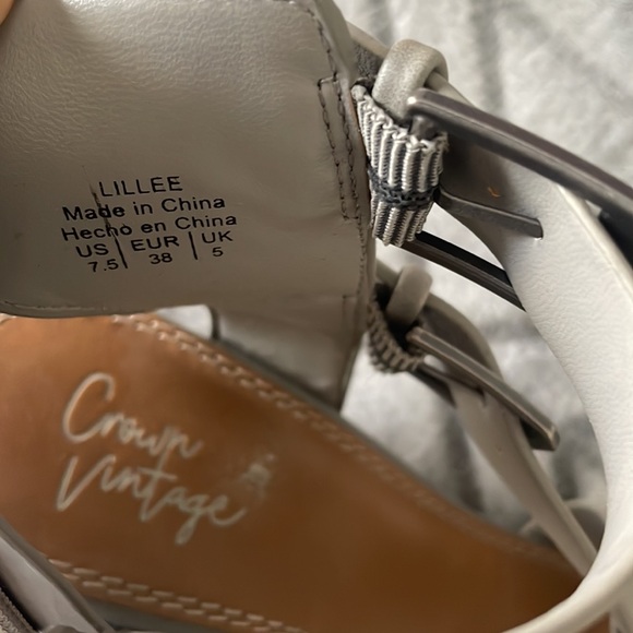 Wedge Sandals - Picture 4 of 4